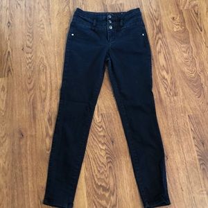 Black High-Waisted Skinny Jeans